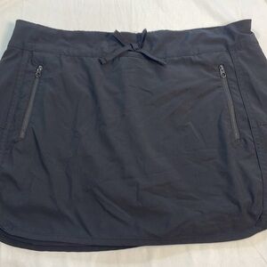 Magellan Outdoors Fish Gear Girl’s Skort Size XL (16) Black Zipper‎ Pockets